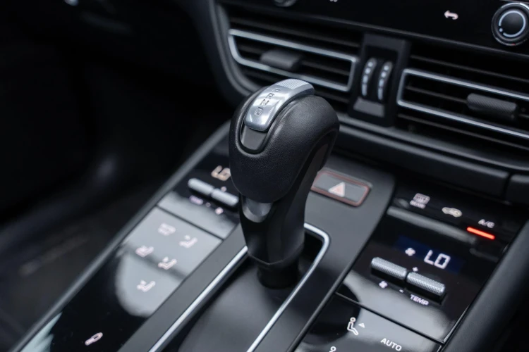 Vehicle Image 37