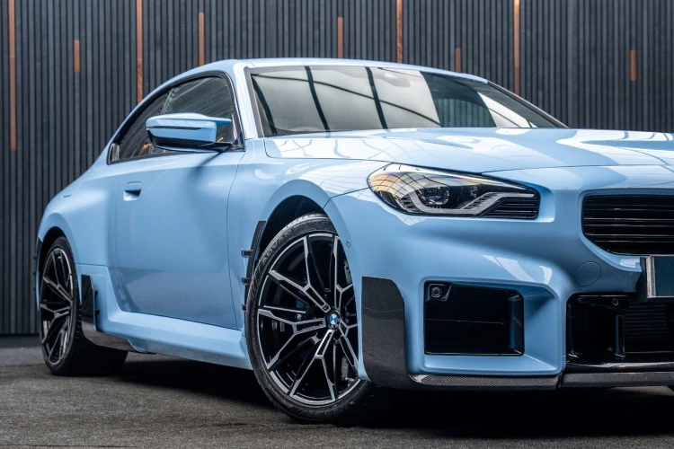 Vehicle Image 9