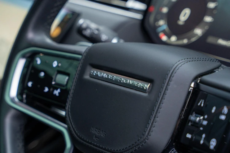Vehicle Image 30