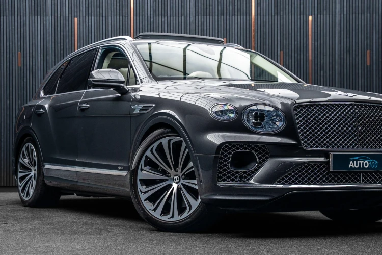 Vehicle Image 7