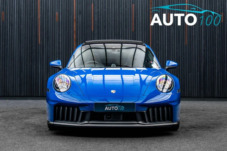 Vehicle Image 11