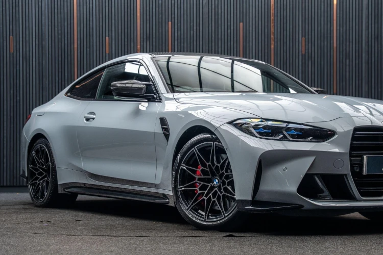 Vehicle Image 7