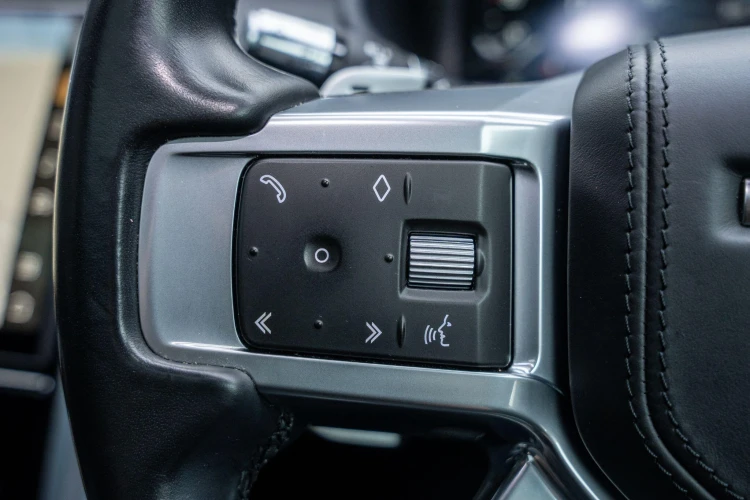 Vehicle Image 30