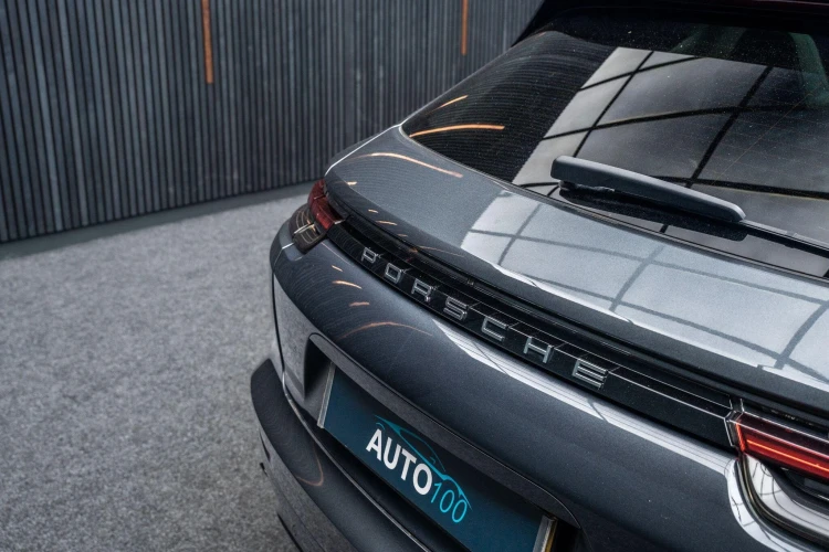 Vehicle Image 23
