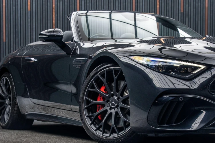 Vehicle Image 7
