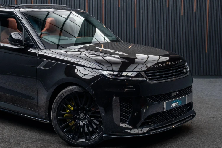 Vehicle Image 9
