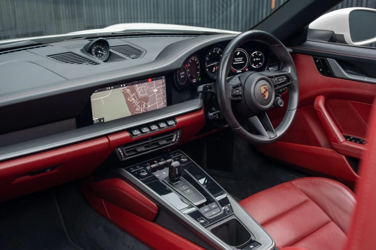 Vehicle Image 37