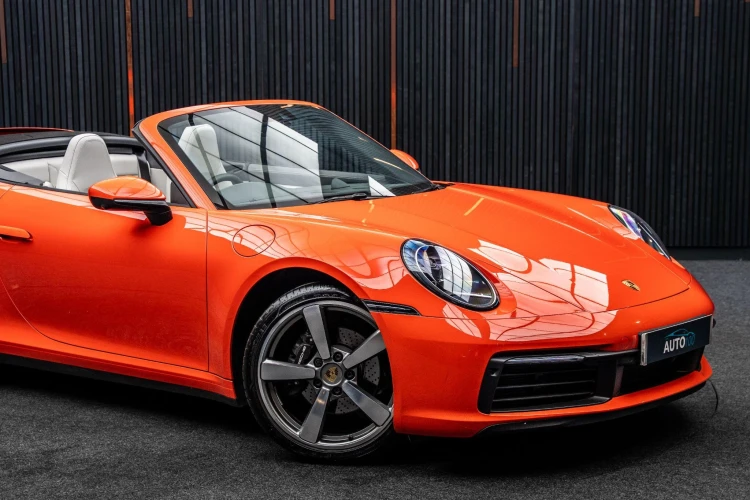 Vehicle Image 11