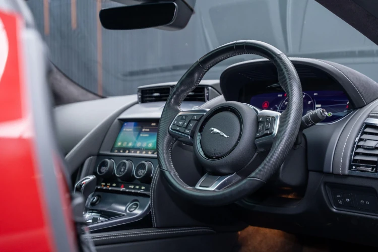Vehicle Image 37