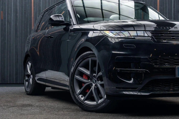 Vehicle Image 7