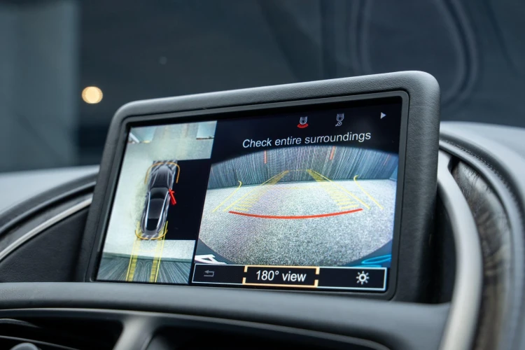 Vehicle Image 10
