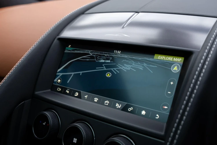 Vehicle Image 10