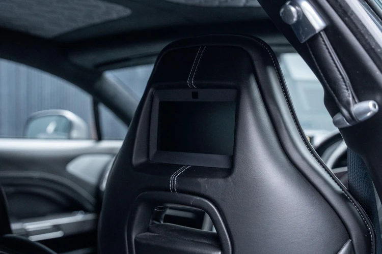 Vehicle Image 30