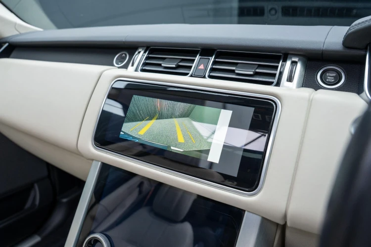 Vehicle Image 10