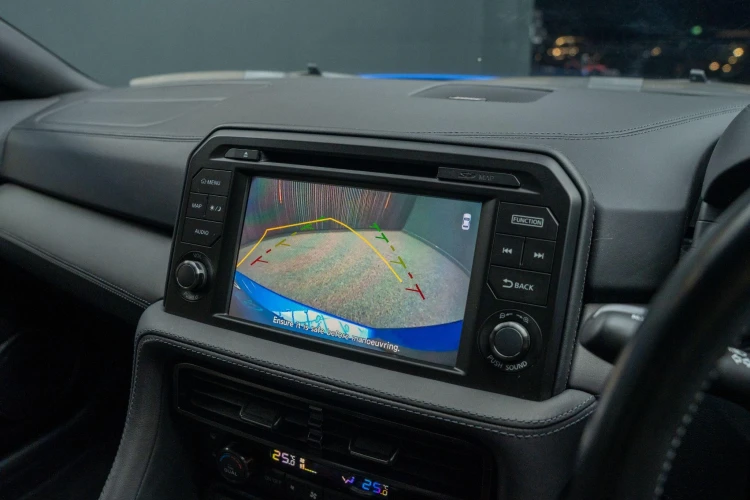 Vehicle Image 8