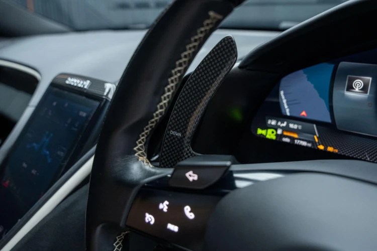 Vehicle Image 36
