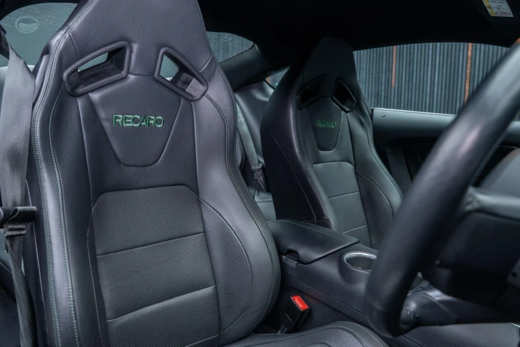 Vehicle Image 12