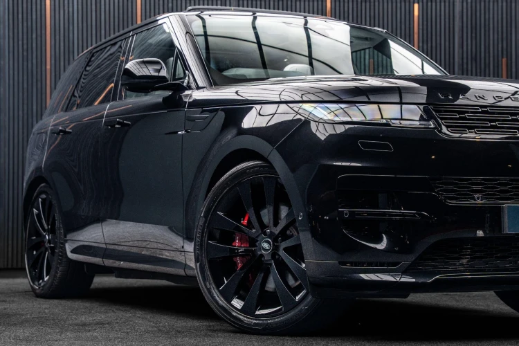 Vehicle Image 7