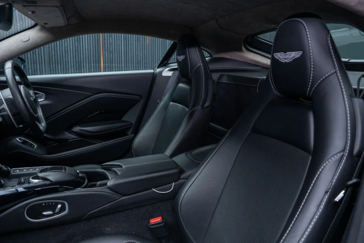 Vehicle Image 35