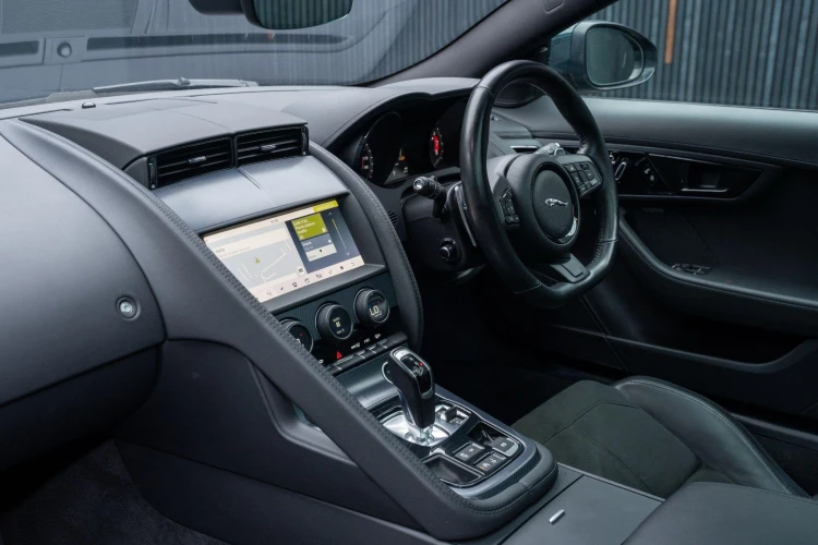 Vehicle Image 37