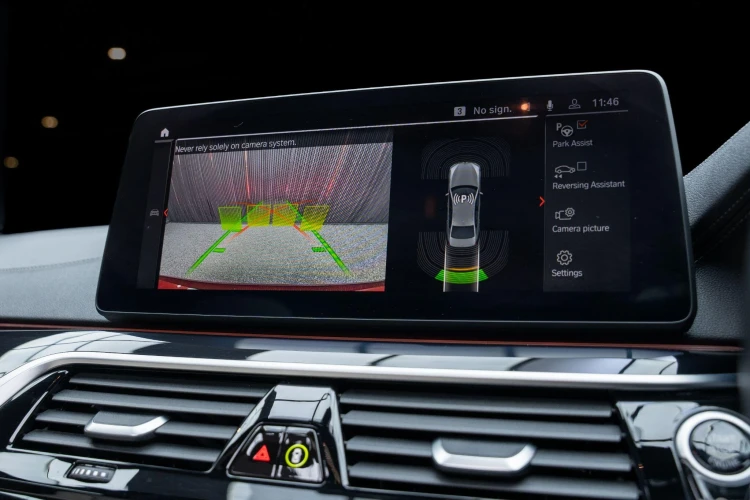 Vehicle Image 8
