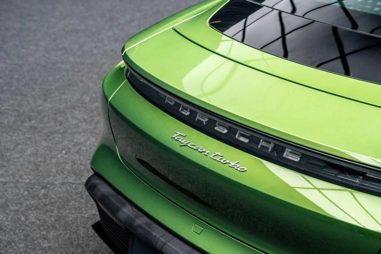 Vehicle Image 23