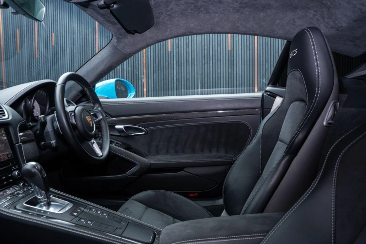 Vehicle Image 37
