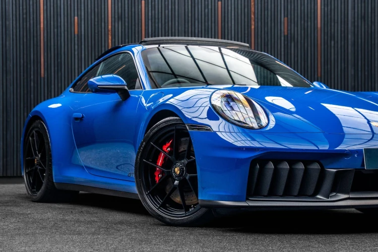 Vehicle Image 7