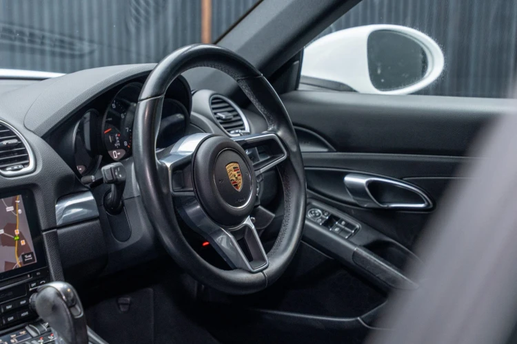 Vehicle Image 31