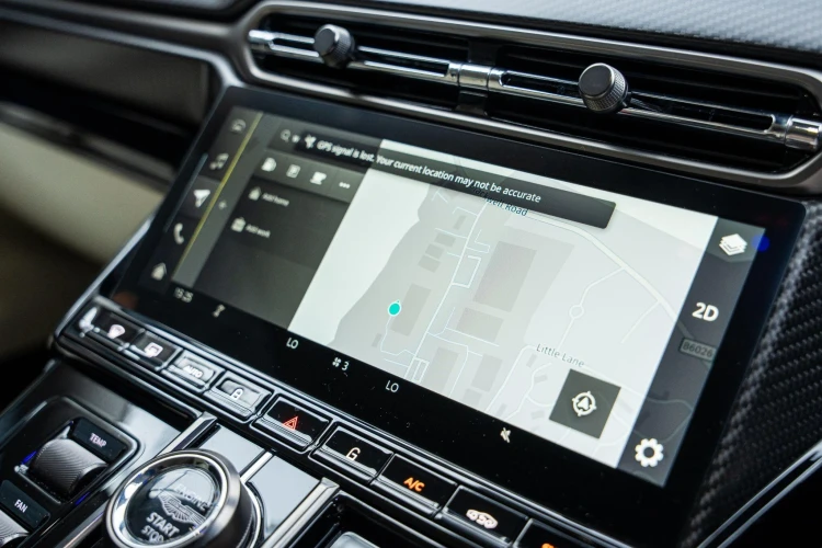 Vehicle Image 6