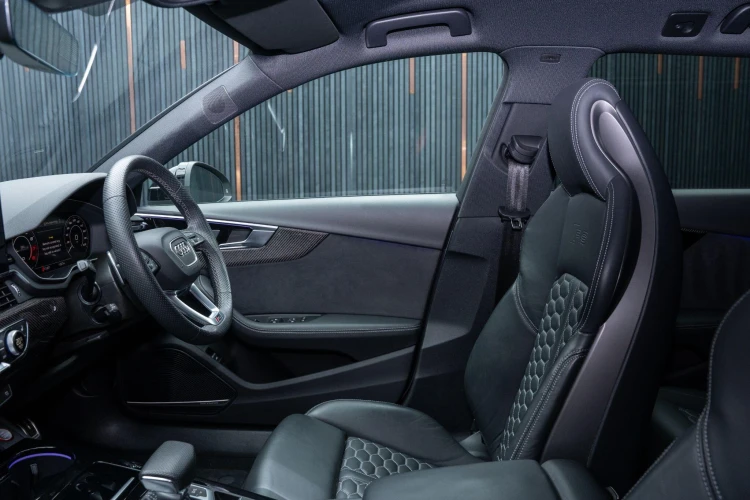 Vehicle Image 47