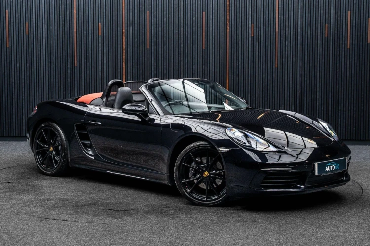 Vehicle Image 7