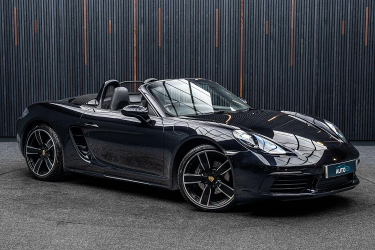 Vehicle Image 7