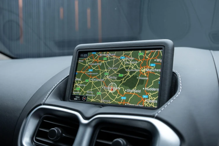 Vehicle Image 8
