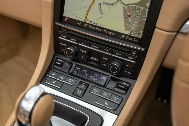 Vehicle Image 22