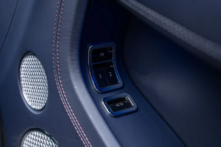 Vehicle Image 20