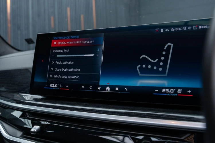 Vehicle Image 10