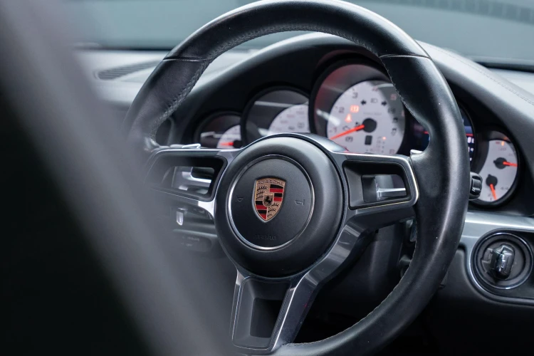 Vehicle Image 35