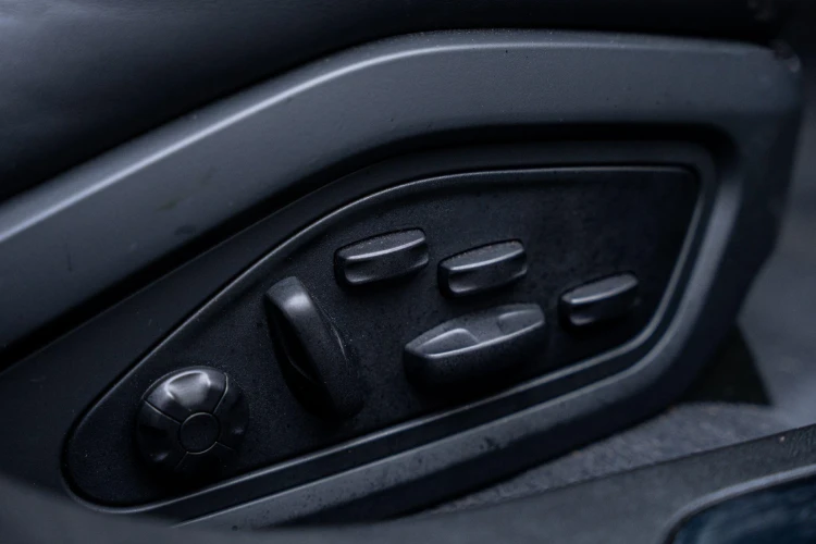 Vehicle Image 20