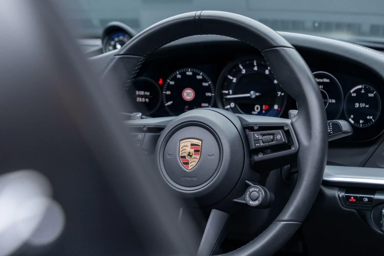 Vehicle Image 40