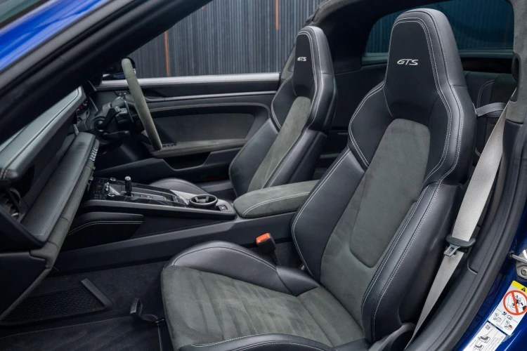 Vehicle Image 37