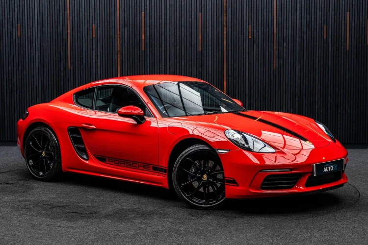 Vehicle Image 5