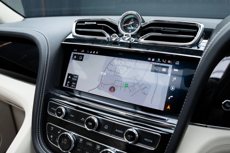 Vehicle Image 9