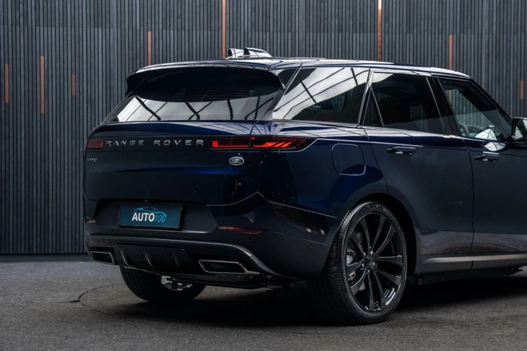Vehicle Image 21