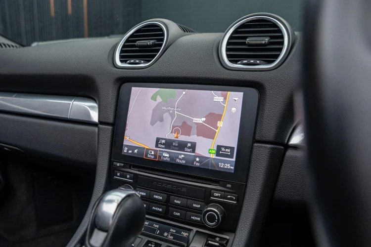 Vehicle Image 10