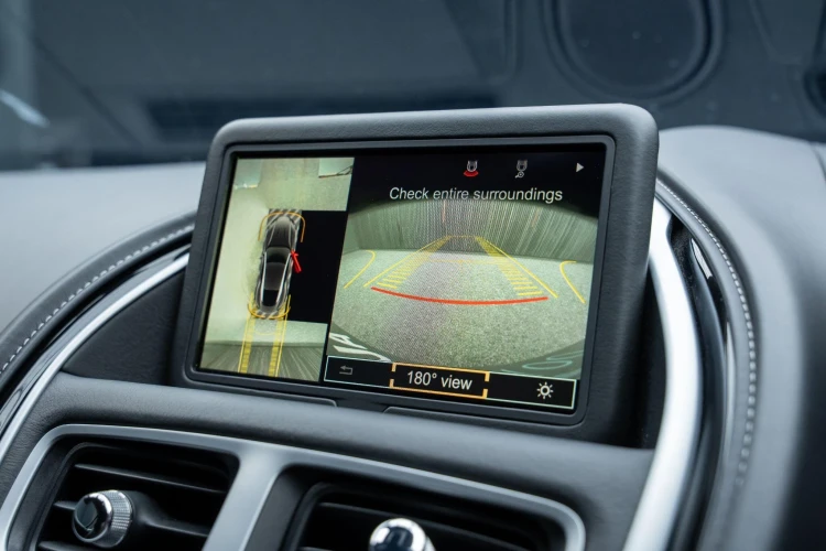Vehicle Image 8