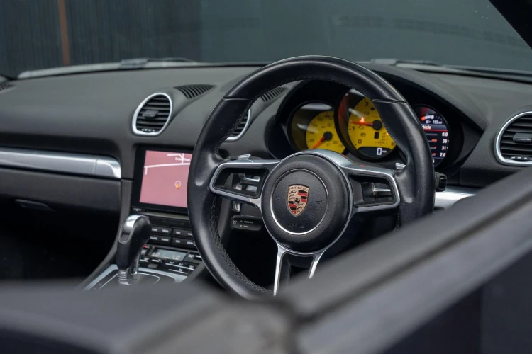 Vehicle Image 31