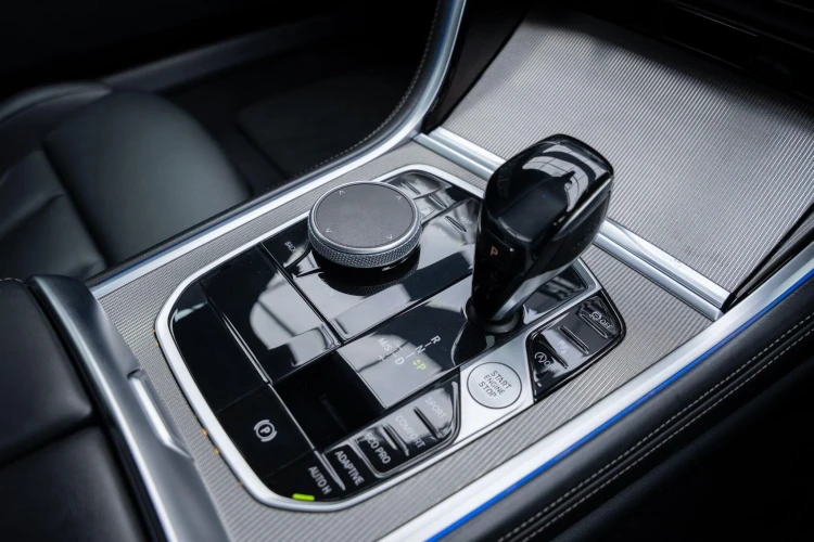 Vehicle Image 36