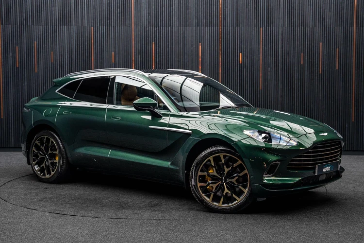 Vehicle Image 5