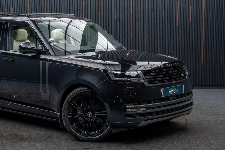 Vehicle Image 9